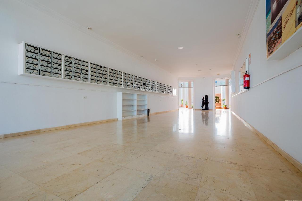 Royal Ocean View - Localization * Costa Adeje (Tenerife)